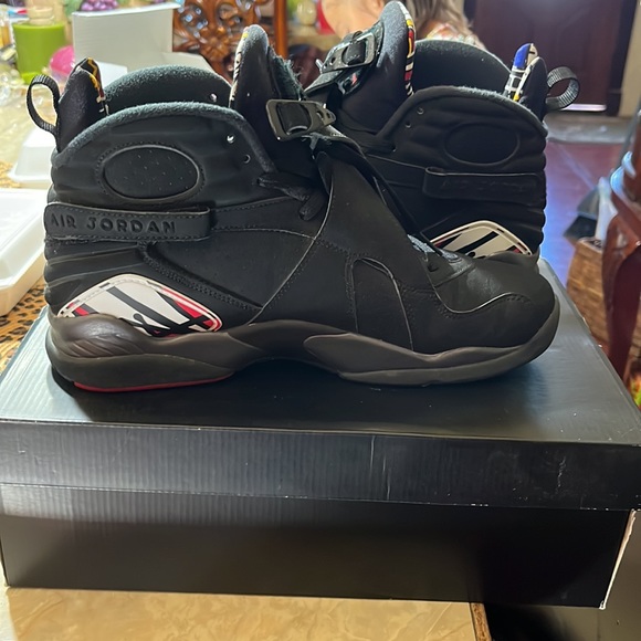 Air Jordan 8 Playoffs 2013 - Picture 5 of 9